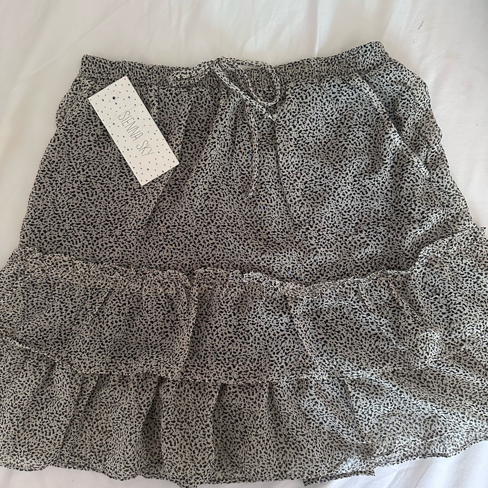 Sienna Sky Gray and White Bubble Mini Skirt